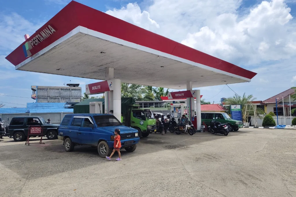 Polres Seluma Peringatkan SPBU Tais, Larang Pengunjal BBM Bersubsidi