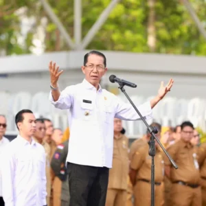 Walikota Amsakar Pimpin Apel Gabungan Perdana, Soroti Sampah, Air dan Banjir