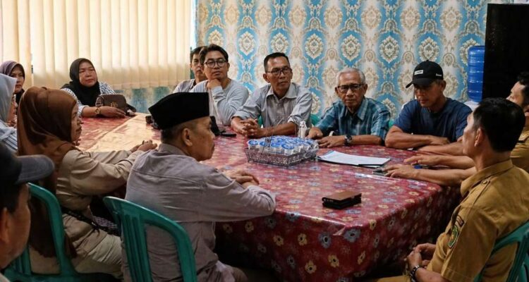 Forum RT RW Kelurahan Malabero Desak Penunjukan Pimpinan, Pencairan Hak Petugas dan Ambulance