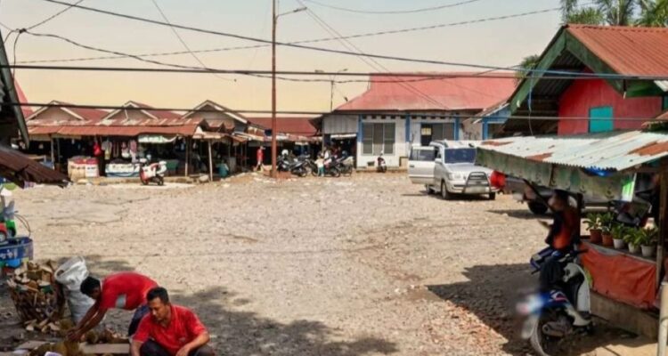 Puluhan Tahun Berdiri Pasar Pagar Dewa Tak Pernah Sumbang PAD