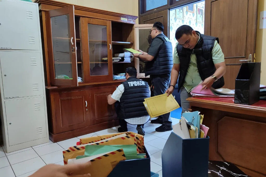 Ini Penjelasan Polda Bengkulu Terkait Penggeledahan RSKJ Soeprapto dan BKAD Provinsi Ini Penjelasan Polda Bengkulu Terkait Penggeledahan RSKJ Soeprapto dan BKAD Provinsi