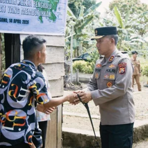 Kapolda Bengkulu Laksanakan Ekspedisi Berkah Bhayangkara di Pulau Terluar