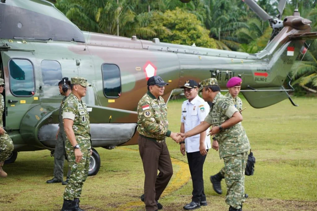 Menhan Sjafrie Sjamsoeddin Tinjau Pembangunan Batalyon 891/TP di Seluma