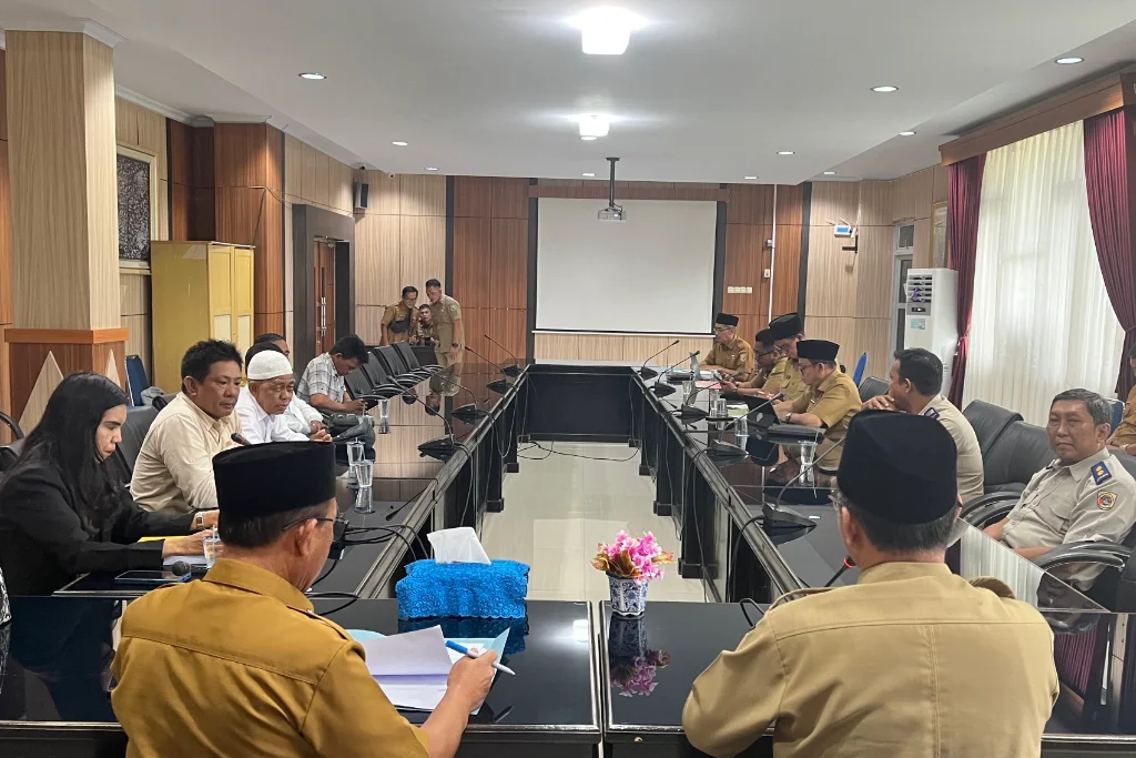 Pemprov Kaji Menyeluruh Konflik HGU Desa Genting, Pasca Penolakan Aktivitas PT Bio