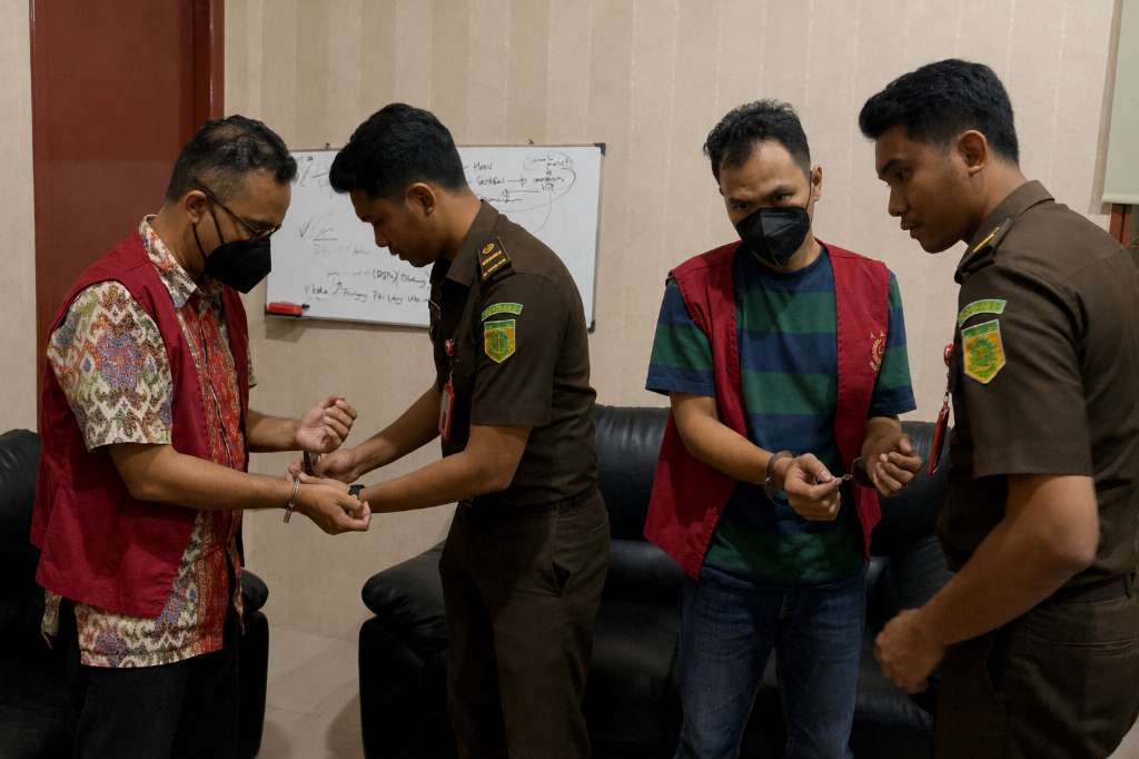 Dua Mantan Pejabat Bank Bengkulu Jadi Tersangka Korupsi