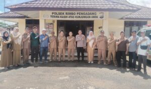 Kapolsek Rimbo Pengadang Perkuat Sinergi dengan Kepala Desa dan Camat