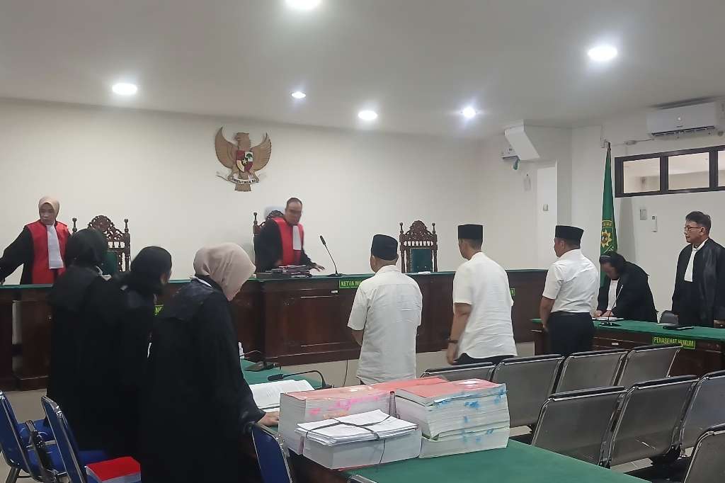 Mantan Dirut PDAM Tirta Hidayah Samsu Bahari Dituntut 8 Tahun Penjara