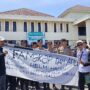 Massa FABB Pertanyakan Alasan Hakim Tak Hadirkan Mantan Wali Kota dalam Kasus PDAM