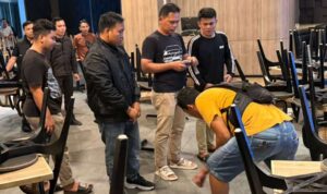 Olah TKP di Bar Black Rock, Korban Bongkar Detik-Detik Penyerangan Brutal Olah TKP di Bar Black Rock, Korban Bongkar Detik-Detik Penyerangan Brutal