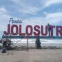 Pantai Jolosutro Menjadi Destinasi Wisata Perhutani Unggulan di Pesisir Blitar
