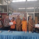 Pemdes Gandung Baru Bagikan BLT, Warga Diminta Gunakan dengan Bijak