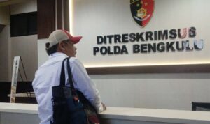 Perkara Minyak Goreng Ilegal Makin Panas, Dirut PT Minyakku Sawit Indonesia Diperiksa Polda Bengkulu Perkara Minyak Goreng Ilegal Makin Panas, Dirut PT Minyakku Sawit Indonesia Diperiksa Polda Bengkulu