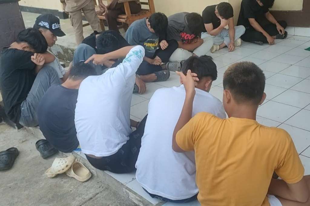 Polisi Berhasil Ungkap Kelompok Remaja Dalam Video Viral Gangster Seluma Yang Pamer Sajam