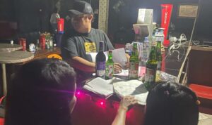 Polsek Ratu Agung Sita Puluhan Botol Mihol di Kawasan Pantai Panjang
