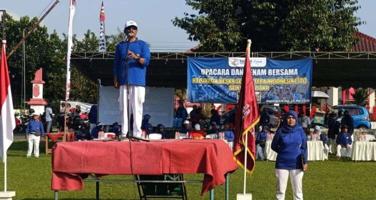 STI Kota Blitar Gelar Senam Massal di Lapangan Bendo, Tekankan Kemandirian Organisasi