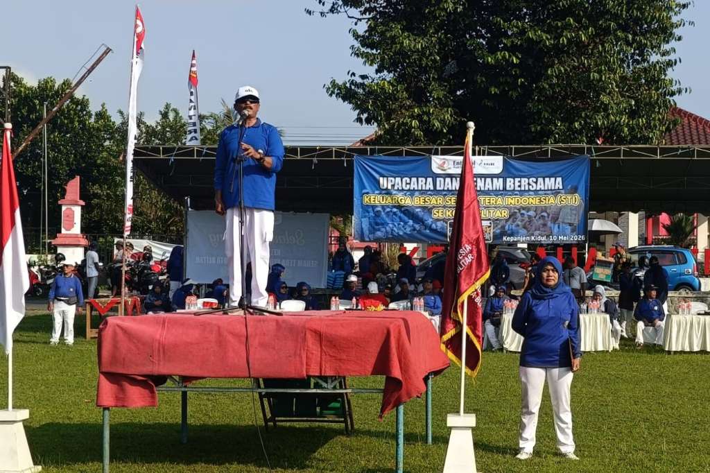 STI Kota Blitar Gelar Senam Massal di Lapangan Bendo, Tekankan Kemandirian Organisasi