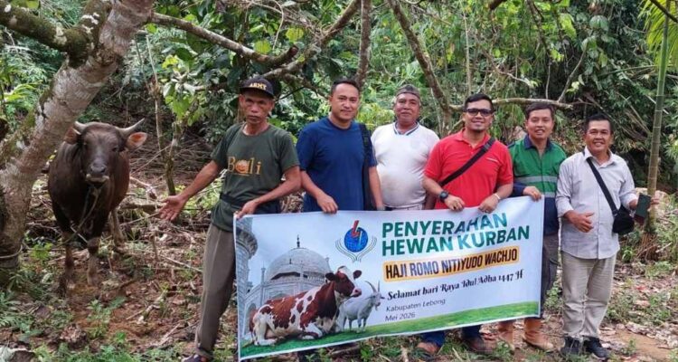H. Romo Berbagi Kurban Melalui PT TME Site Lebong H. Romo Berbagi Kurban Melalui PT TME Site Lebong