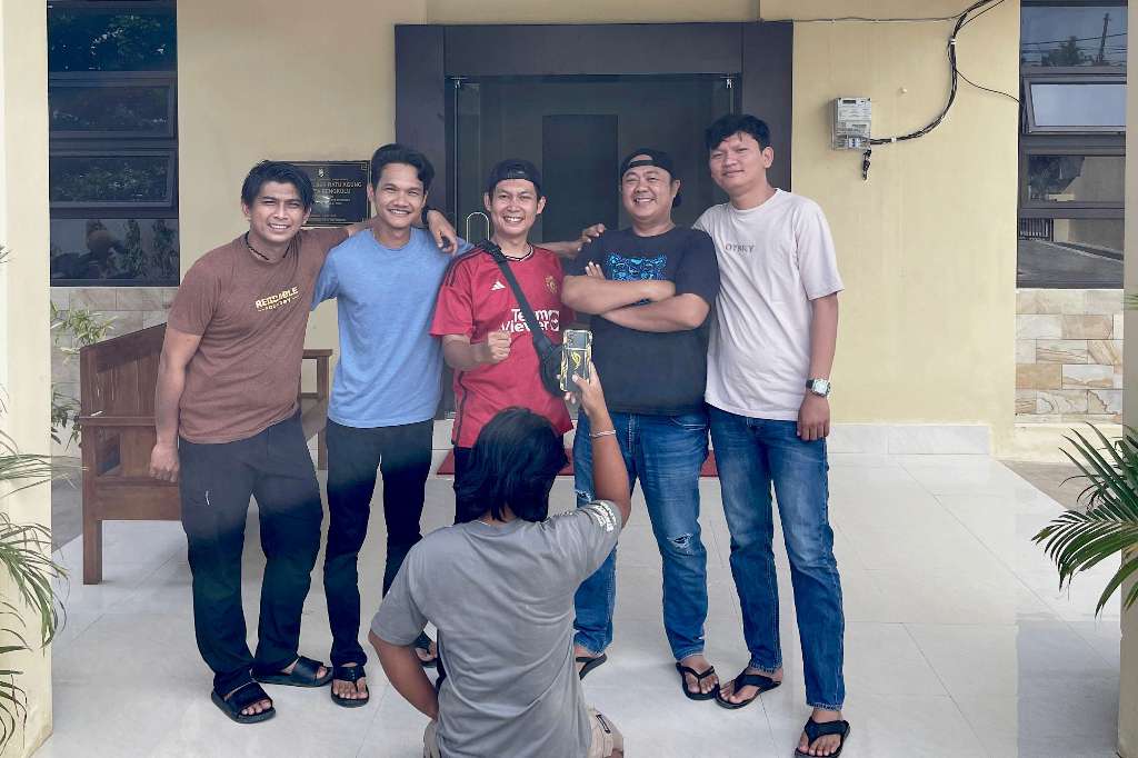 Sembunyi di Proyek Bangunan, Pencuri HP di Kebun Tebeng Diringkus Macan Ratu
