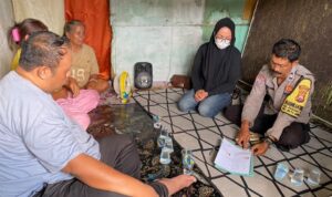 Akui Selipkan Nama Anak Dalam KK Nenek Tukiyem, Lurah GU Minta Maaf