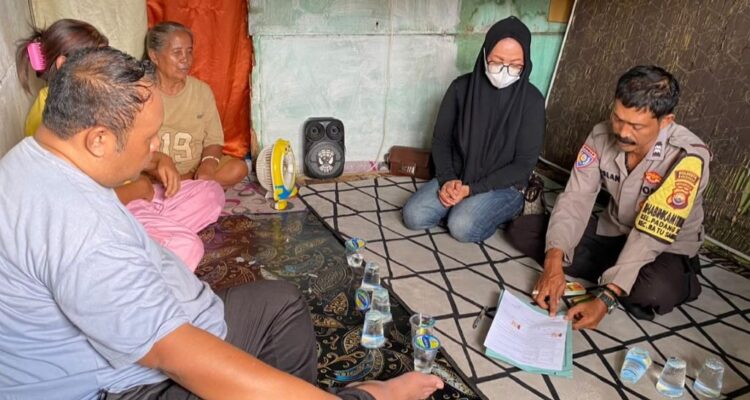 Akui Selipkan Nama Anak Dalam KK Nenek Tukiyem, Lurah GU Minta Maaf