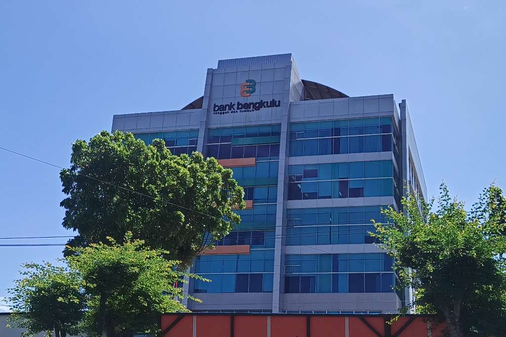 Bank Bengkulu Di Tengah Badai Korupsi, Jajaran Non-Bankir, dan Sinyal Merah Absennya OJK