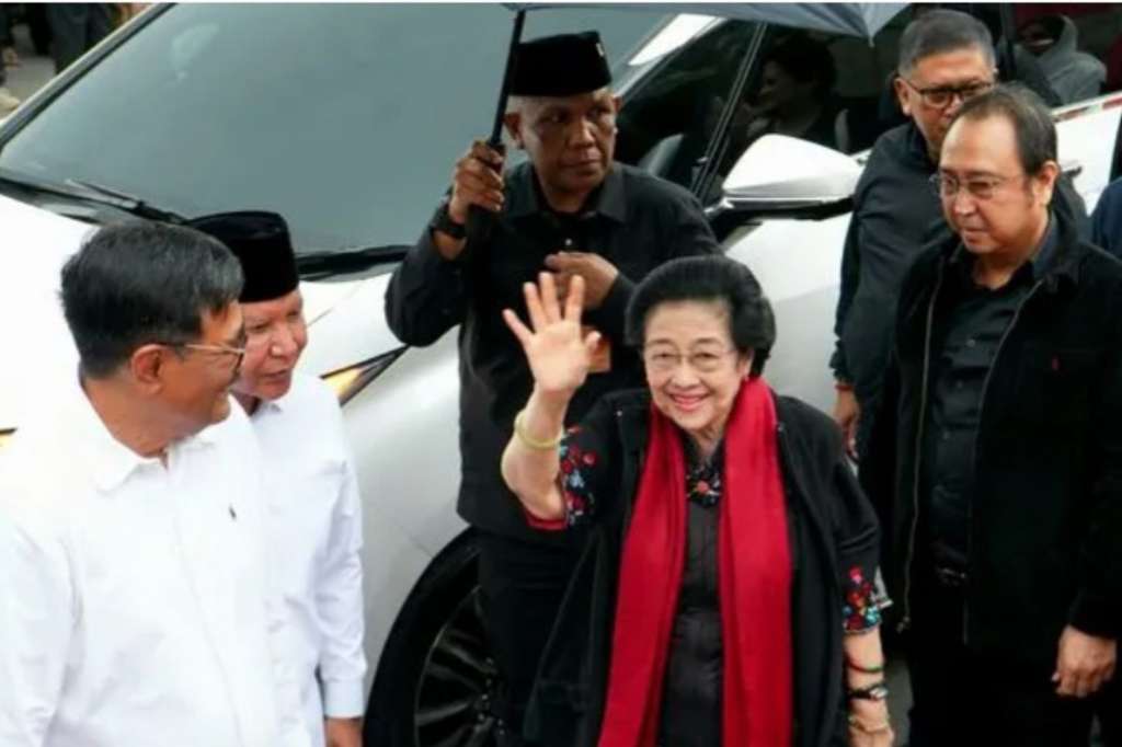 Bulan Bung Karno, Megawati Ziarah ke Makam Bung Karno dan Resmikan Renovasi Istana Gebang Rp4,1 Miliar