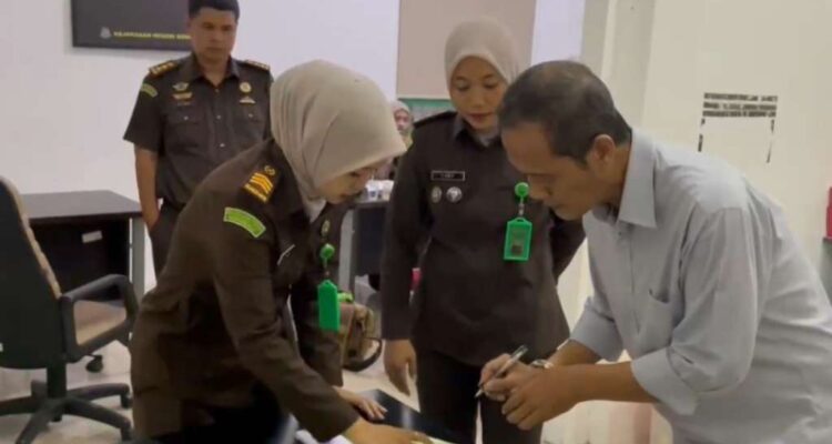 Eks Kepala Bank Bengkulu Cabang Jakarta Ditetapkan Jadi Tersangka Eks Kepala Bank Bengkulu Cabang Jakarta Ditetapkan Jadi Tersangka