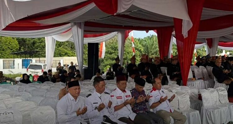 Ironi HUT ke-18 Bengkulu Tengah, Dihiasi Ratusan Kursi Kosong, Mengapa Para Kades Tak Hadir