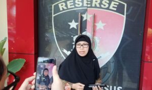 Korban Arisan Yeyen Yang Melapor ke Polda Bengkulu Sudah 90 Orang Korban Arisan Yeyen Yang Melapor ke Polda Bengkulu Sudah 90 Orang