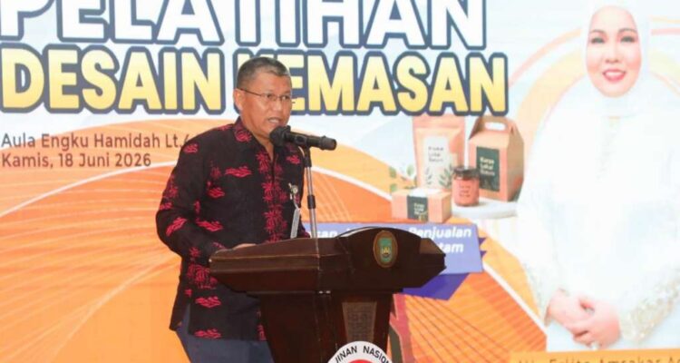 Sekda Firmansyah Buka Pelatihan Desain Kemasan, Dorong IKM Batam Naik Kelas dan Tembus Pasar Global Sekda Firmansyah Buka Pelatihan Desain Kemasan, Dorong IKM Batam Naik Kelas dan Tembus Pasar Global