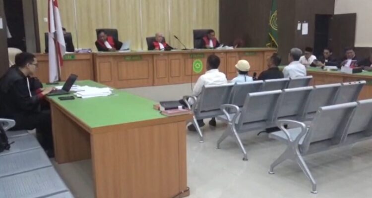 Sidang Korupsi Tambang PT RSM, PH Sebut Terdakwa Hanya Boneka Mafia Asing Asal Australia Sidang Korupsi Tambang PT RSM: PH Sebut Terdakwa Hanya Boneka Mafia Asing Asal Australia