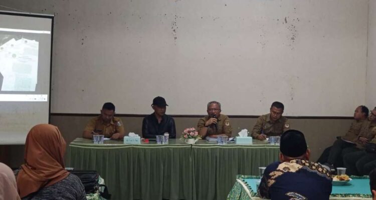 Tuntut Kejelasan Batas Hutan KHDPK, FPPM Ratu Adil Geruduk Perhutani Blitar Tuntut Kejelasan Batas Hutan KHDPK, FPPM Ratu Adil Geruduk Perhutani Blitar