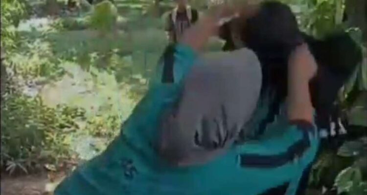 Video Perundungan Pelajar SMPN 45 Seluma Viral, Keluarga Korban Tempuh Jalur Hukum Video Perundungan Pelajar SMPN 45 Seluma Viral, Keluarga Korban Tempuh Jalur Hukum