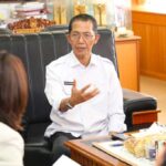 Amsakar Pamer Keunggulan Batam di Hadapan Konjen RRT, Bidik Investasi Tiongkok Amsakar Pamer Keunggulan Batam di Hadapan Konjen RRT, Bidik Investasi Tiongkok