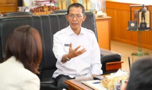 Amsakar Pamer Keunggulan Batam di Hadapan Konjen RRT, Bidik Investasi Tiongkok Amsakar Pamer Keunggulan Batam di Hadapan Konjen RRT, Bidik Investasi Tiongkok