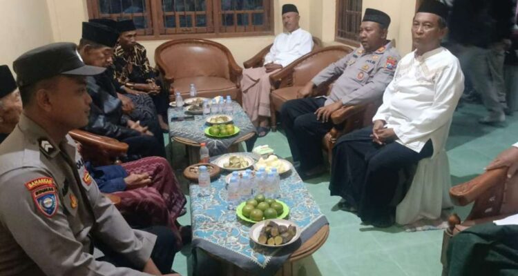Bentengi Generasi Muda, Pemdes Bacem Blitar Manfaatkan Momentum Bersih Desa untuk Sosialisasi Narkoba Bentengi Generasi Muda, Pemdes Bacem Blitar Manfaatkan Momentum Bersih Desa untuk Sosialisasi Narkoba