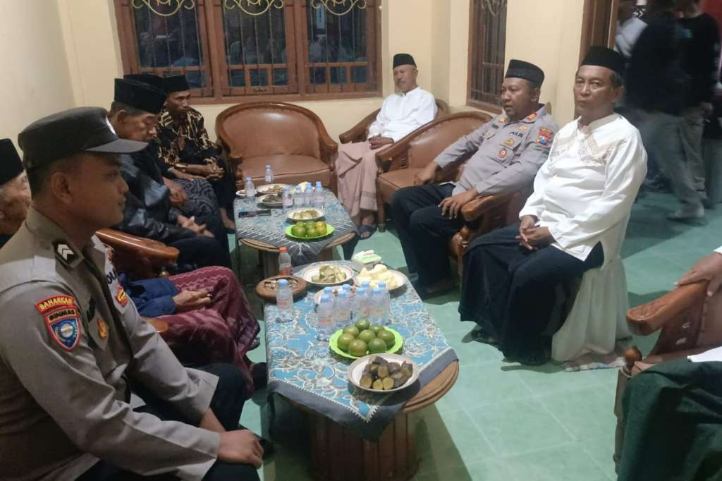 Bentengi Generasi Muda, Pemdes Bacem Blitar Manfaatkan Momentum Bersih Desa untuk Sosialisasi Narkoba