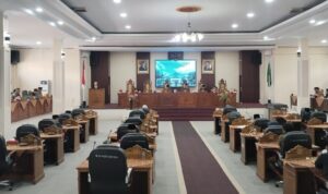 DPRD Lebong Sepakat Lanjutkan Pembahasan Empat Raperda DPRD Lebong Sepakat Lanjutkan Pembahasan Empat Raperda