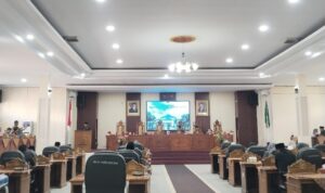 Empat Raperda Resmi Masuk DPRD Lebong, Fraksi Segera Sampaikan Pandangan Empat Raperda Resmi Masuk DPRD Lebong, Fraksi Segera Sampaikan Pandangan