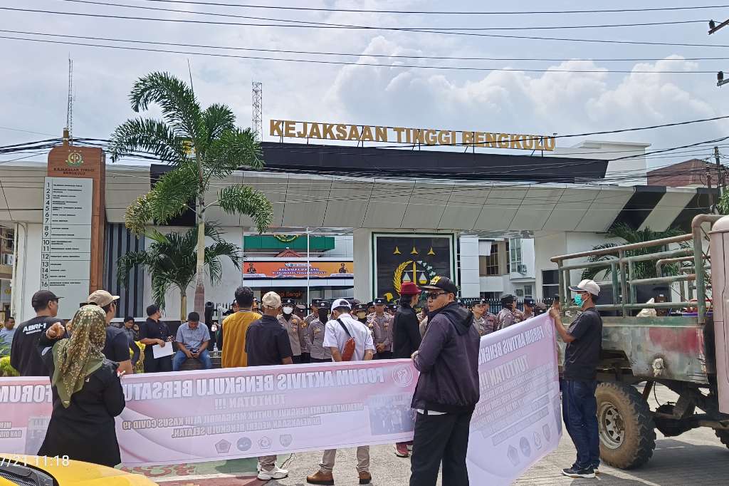 FABB Geruduk Kejati Bengkulu, Minta Kajati Transparan Soal Masalah di Kejari Lebong