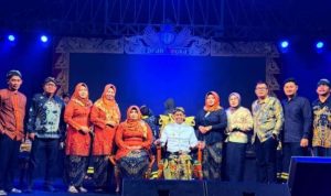 Gunakan Dana Desa, Pemdes Gaprang Sulap Momen Bersih Desa Jadi Benteng Antinarkoba Gunakan Dana Desa, Pemdes Gaprang Sulap Momen Bersih Desa Jadi Benteng Antinarkoba