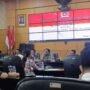 Hearing KONI di DPRD Kota Blitar Digelar Tertutup, Oknum Pegawai Setwan Larang Wartawan Meliput