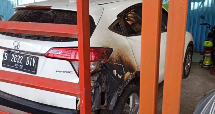 Jadi Sasaran Teror, Mobil Ketua DPRD Seluma Dibakar OTK Jadi Sasaran Teror, Mobil Ketua DPRD Seluma Dibakar OTK