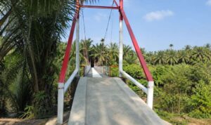 Jembatan Gantung Padang Merbau Rampung, Kades Terima Kasih Kodim 0425 Seluma