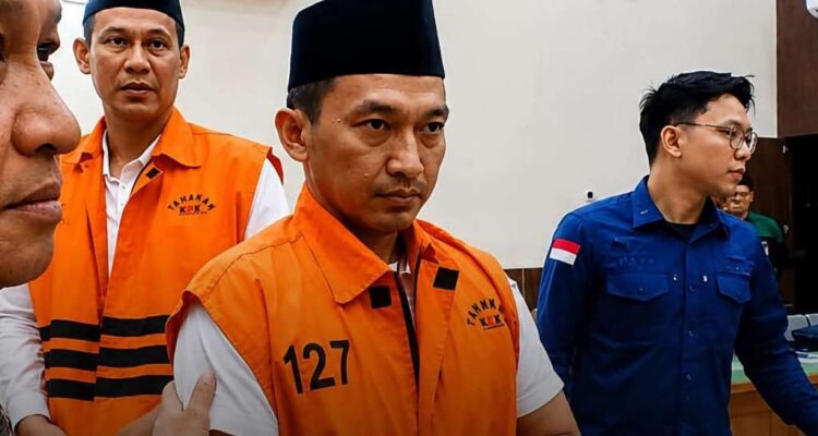 Kasus Ijon Rejang Lebong, Tiga Kontraktor Hanya Dituntut 2 Tahun Penjara Kasus Ijon Rejang Lebong, Tiga Kontraktor Hanya Dituntut 2 Tahun Penjara