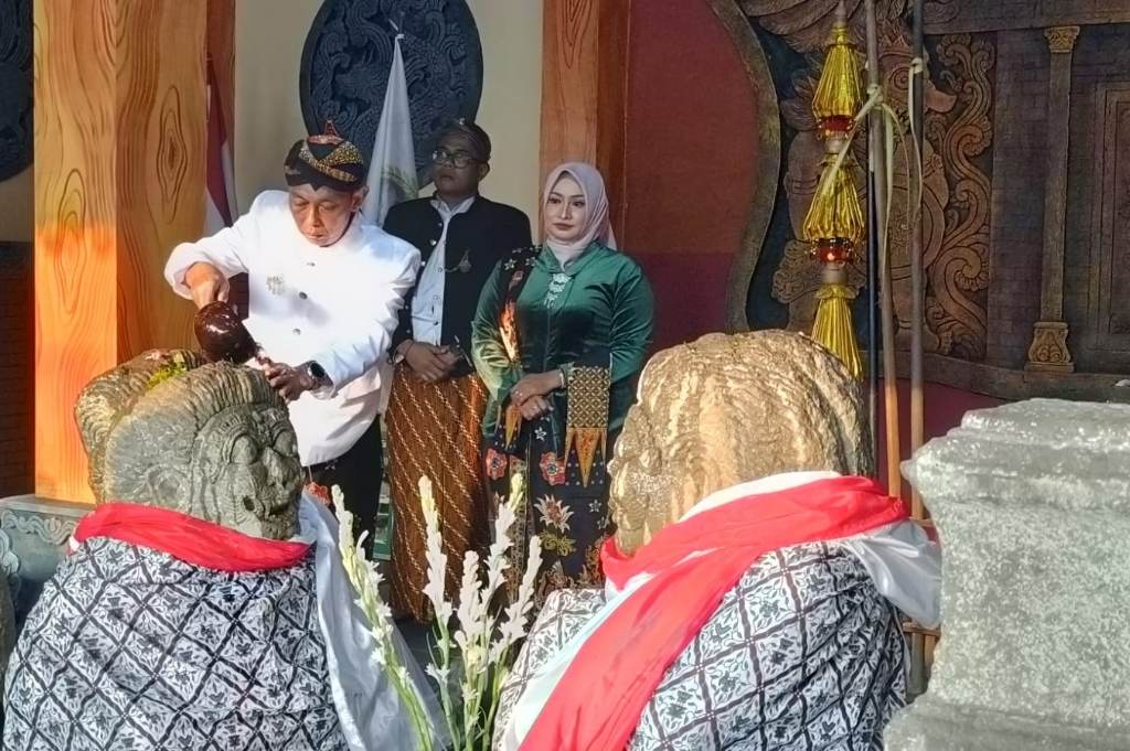 Kirab Budaya dan Jamasan Arca Mbah Gedhe Jadi Momentum Pelestarian Budaya Desa Gaprang