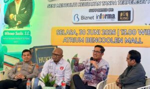 Kupas Seni 'Menguliti' Kebijakan Aman dari Pidana, AMJ-Azwira Sukses Gelar Talkshow Hukum Kupas Seni 'Menguliti' Kebijakan Aman dari Pidana, AMJ-Azwira Sukses Gelar Talkshow Hukum