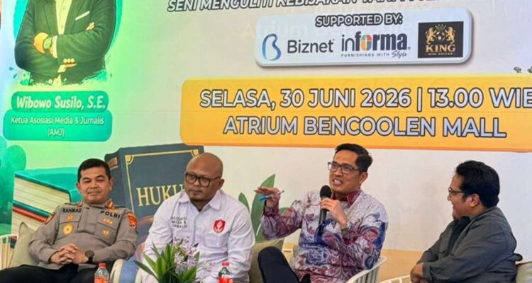 Kupas Seni 'Menguliti' Kebijakan Aman dari Pidana, AMJ-Azwira Sukses Gelar Talkshow Hukum Kupas Seni 'Menguliti' Kebijakan Aman dari Pidana, AMJ-Azwira Sukses Gelar Talkshow Hukum