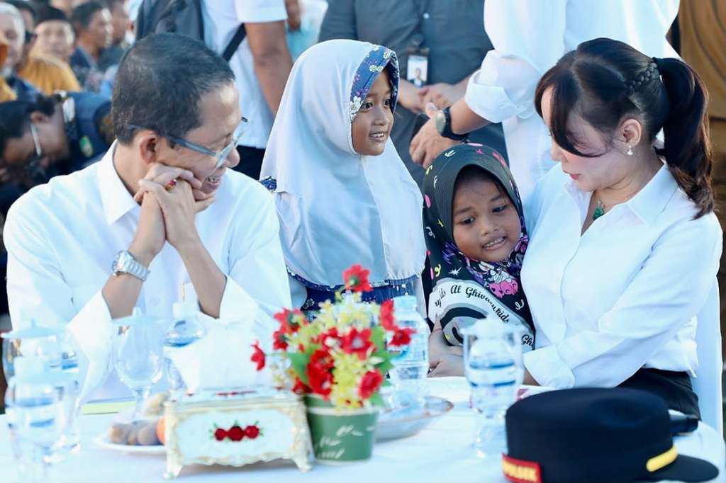 Perluas Lapangan Kerja dan Pendidikan Anak Hinterland, Amsakar-Li Claudia Serap Aspirasi Warga Galang