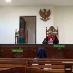 Sidang Kasus Perusahaan Pupuk, Hakim Warning Kuasa Hukum Jangan Temui Kami di Luar Sidang Sidang Kasus Perusahaan Pupuk, Hakim Warning Kuasa Hukum Jangan Temui Kami di Luar Sidang
